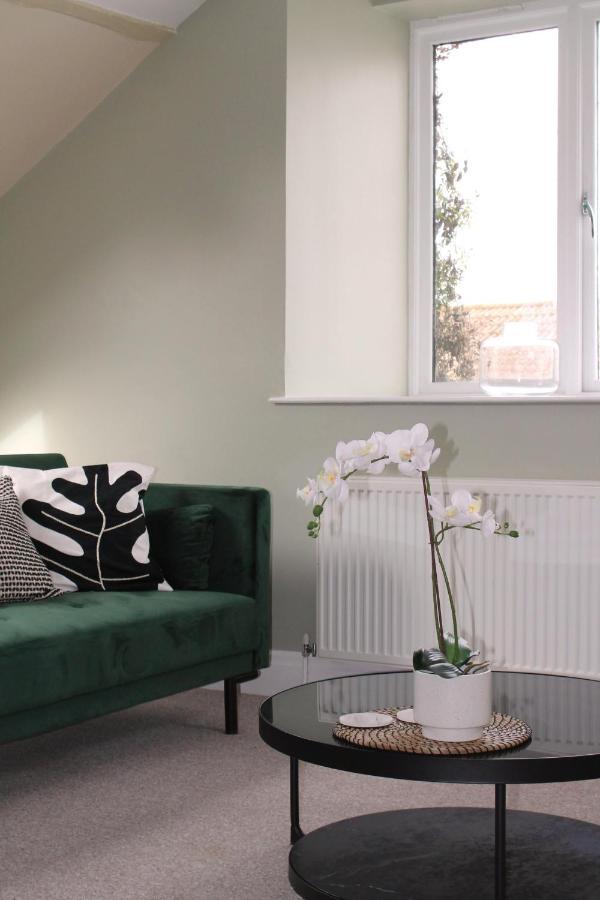 Apartament Charming 1-Bed Loft In Caerleon Newport  Zewnętrze zdjęcie